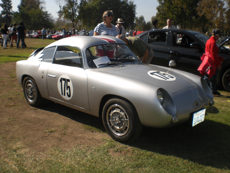 Illustration for article titled Cool French and Italian Cars in the Valley (Part Deux)